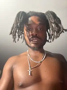 צ'אט XXX בשידור חי של TheMightyDxXx