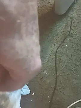 XXX chat uživo modela Rootpass222