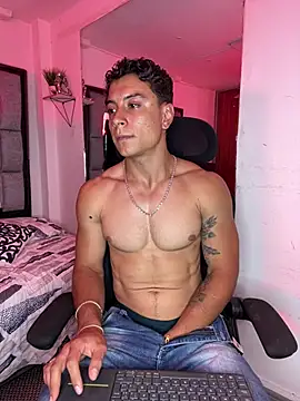 MR_MUSCLE live XXX chat