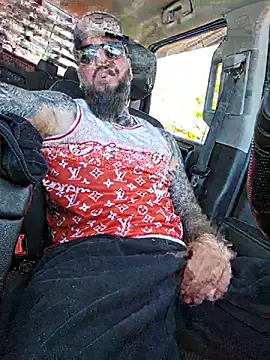 Beardedtattood – Live XXX-chat