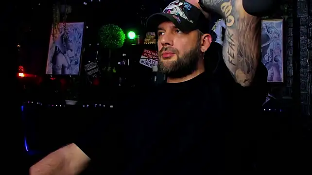 Chat +18 de LexHardy ao vivo