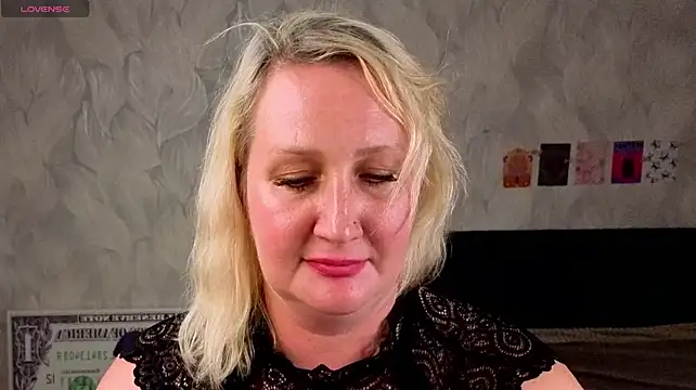دردشة Lillit_Fabia الجنسية المباشرة