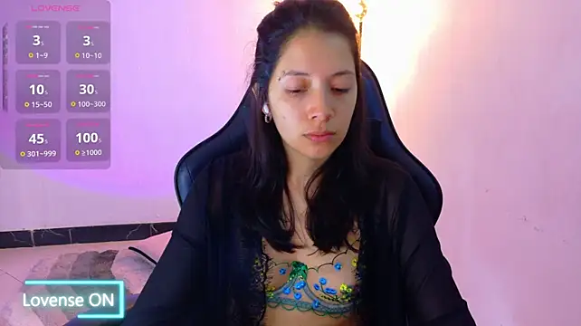 Sarasavage's Live XXX Chat