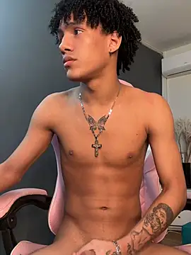 Chat XXX Live NoahBull19