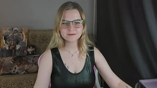 MissBrightShine Live XXX-Chat