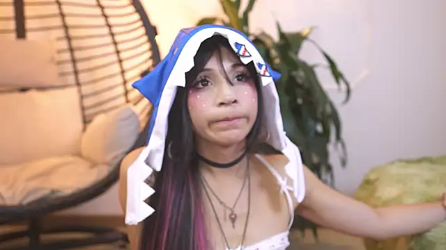 Chat +18 de AliiceWonderland_ ao vivo