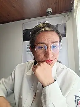 Valentina--1 Chat XXX in diretta