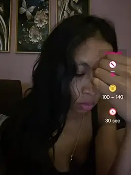 Lunevia's Live XXX Chat