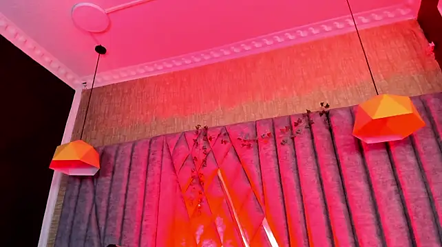 Boss_Domiinator: онлайн-секс-чат