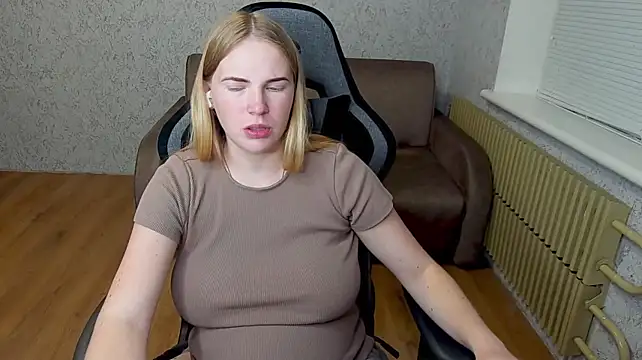 Živý XXX chat NikkyReyyy