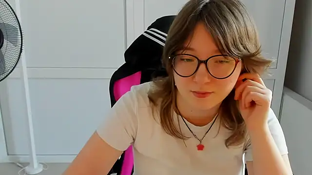 HachiYume's Live XXX Chat