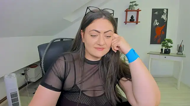 MistressDarrah Live XXX-chat
