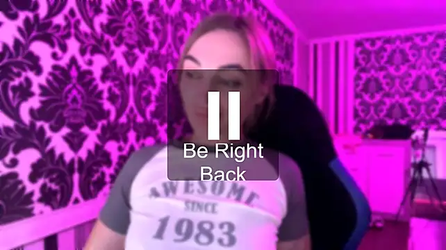 Vellora_'s Live XXX Chat