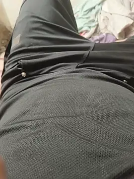 הופעת וובקאם של rihanabigcock1