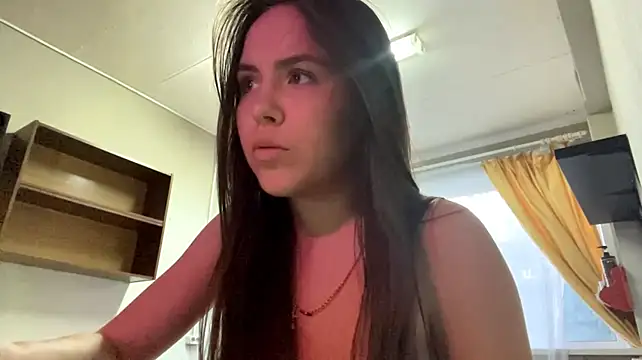 Chat +18 de VersedApril ao vivo