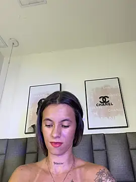 Chatroom XXX en direct de JuliaColemann