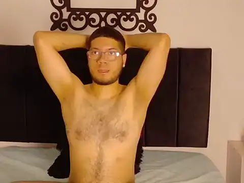 JacobMills_8 Live XXX Chat