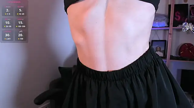 Kirana_Hayes Show in webcam