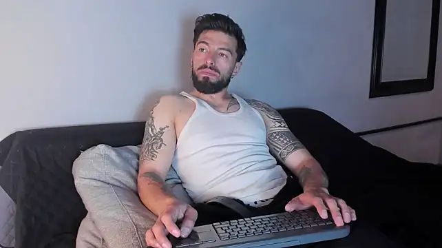 Chat +18 de Liam_ashford ao vivo