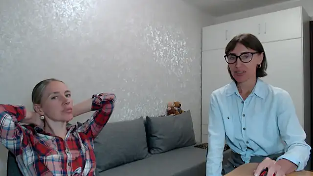 XXX chat uživo modela Javelinka