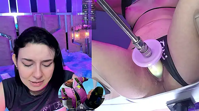 NicoleFerrel Chat XXX in diretta