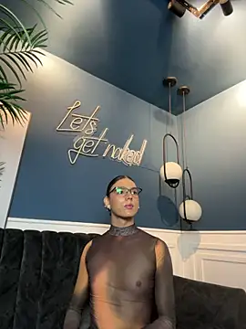 Chatroom XXX en direct de Luxa_Velvet