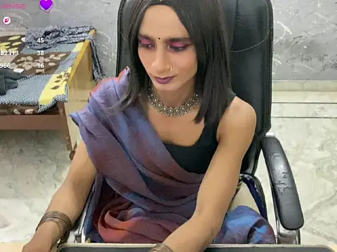 LuvLayla's Webcam Show