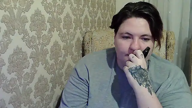EmmaXKristall Chat XXX live