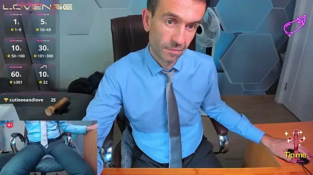 SteveTiger Chat XXX in diretta
