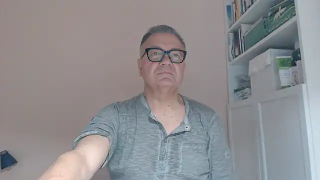 YOU6me Chat XXX live