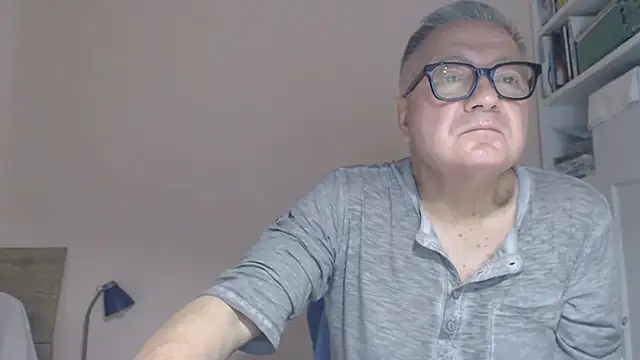 Czat XXX na żywo – YOU6me