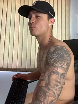 XXX chat uživo modela Alexander_ferre