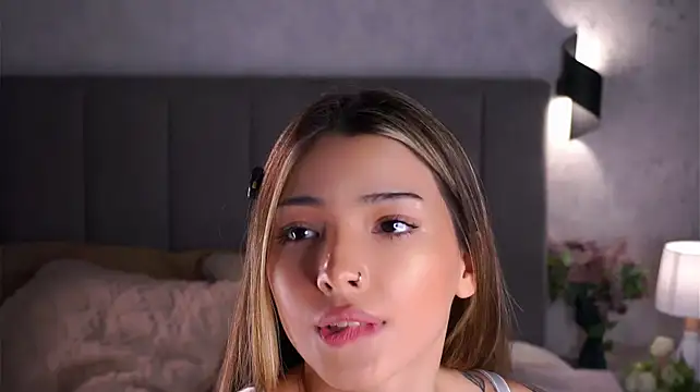 VeraDepierro's Live XXX Chat