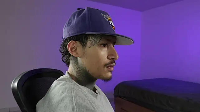 trieone Live XXX-Chat