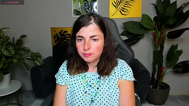MartaEdams' Live XXX Chat