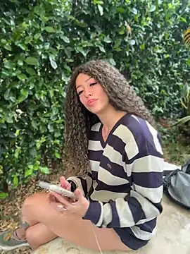 roxyrougee Chat XXX in diretta
