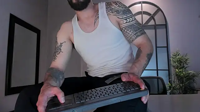 Chat +18 de Liam_ashford ao vivo