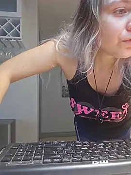 ScarletCallings_420 Webcam-Show