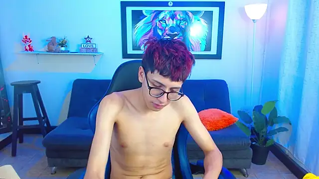 Pokazy przed kamerką – alexcum_18