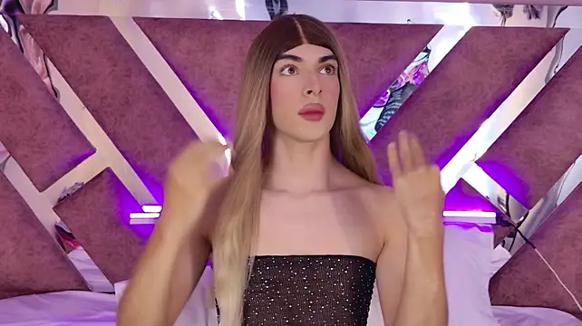 Онлайн чат XXX PerlaRogerss_
