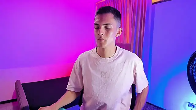 Matiius18 Webcam-Show