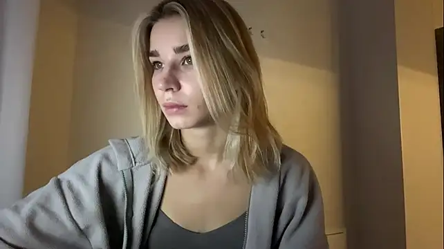 XXX chat uživo modela PickmeGirl