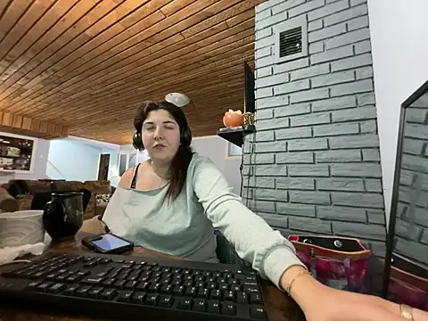 Czat XXX na żywo – kitacat360
