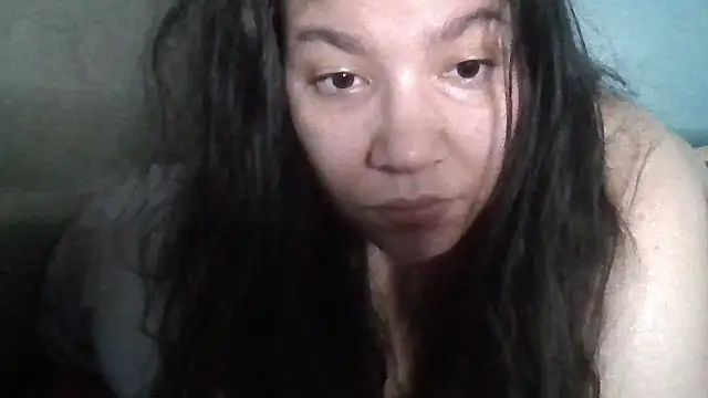 XXX chat uživo modela bellakay19