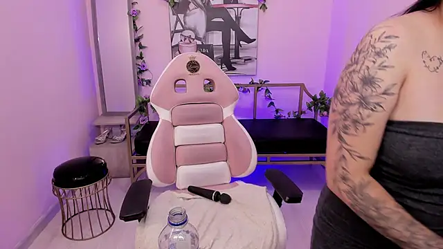 Adri_gomez_x 现场XXX聊天