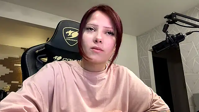 Nikaliva Chat XXX in diretta