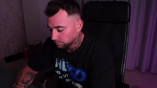 DuncanStone live XXX chat