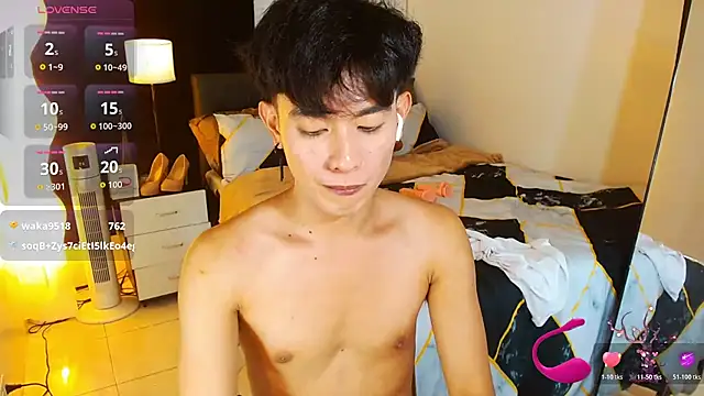 WildestTwink Pertunjukan Webcam