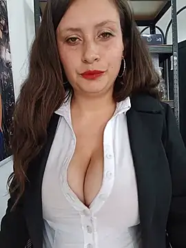 LIA--23 Chat XXX live