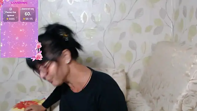 _Brynetka_ Chat XXX in diretta